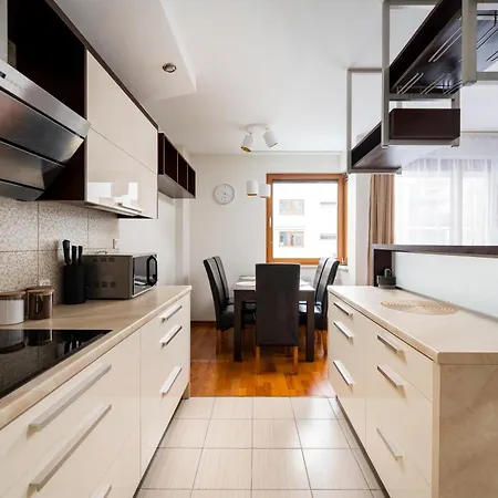 Metro Wilanowska Cosy By Bookinghost Apartment *