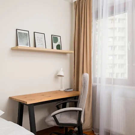 Apartment Metro Wilanowska Cosy By Bookinghost