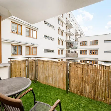 Apartment Metro Wilanowska Cosy Warsaw