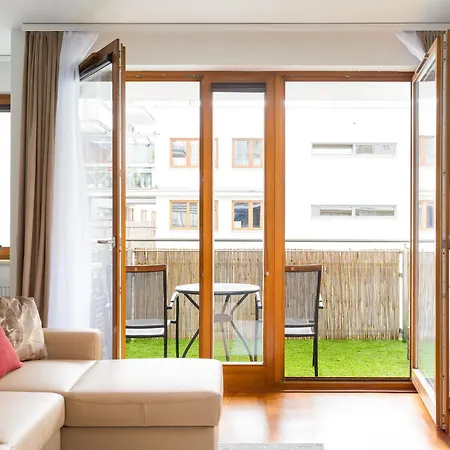 Metro Wilanowska Cosy By Bookinghost 公寓 华沙