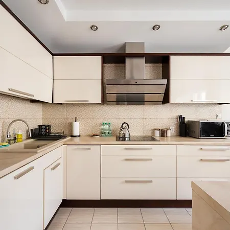 Metro Wilanowska Cosy By Bookinghost * Warsaw