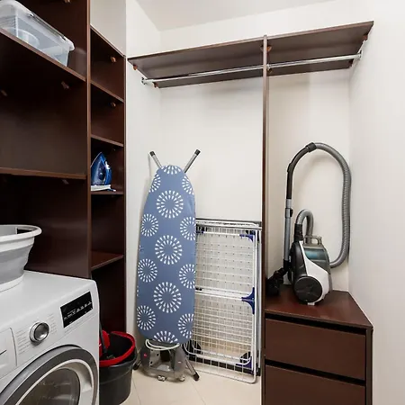 Apartment Metro Wilanowska Cosy Warsaw